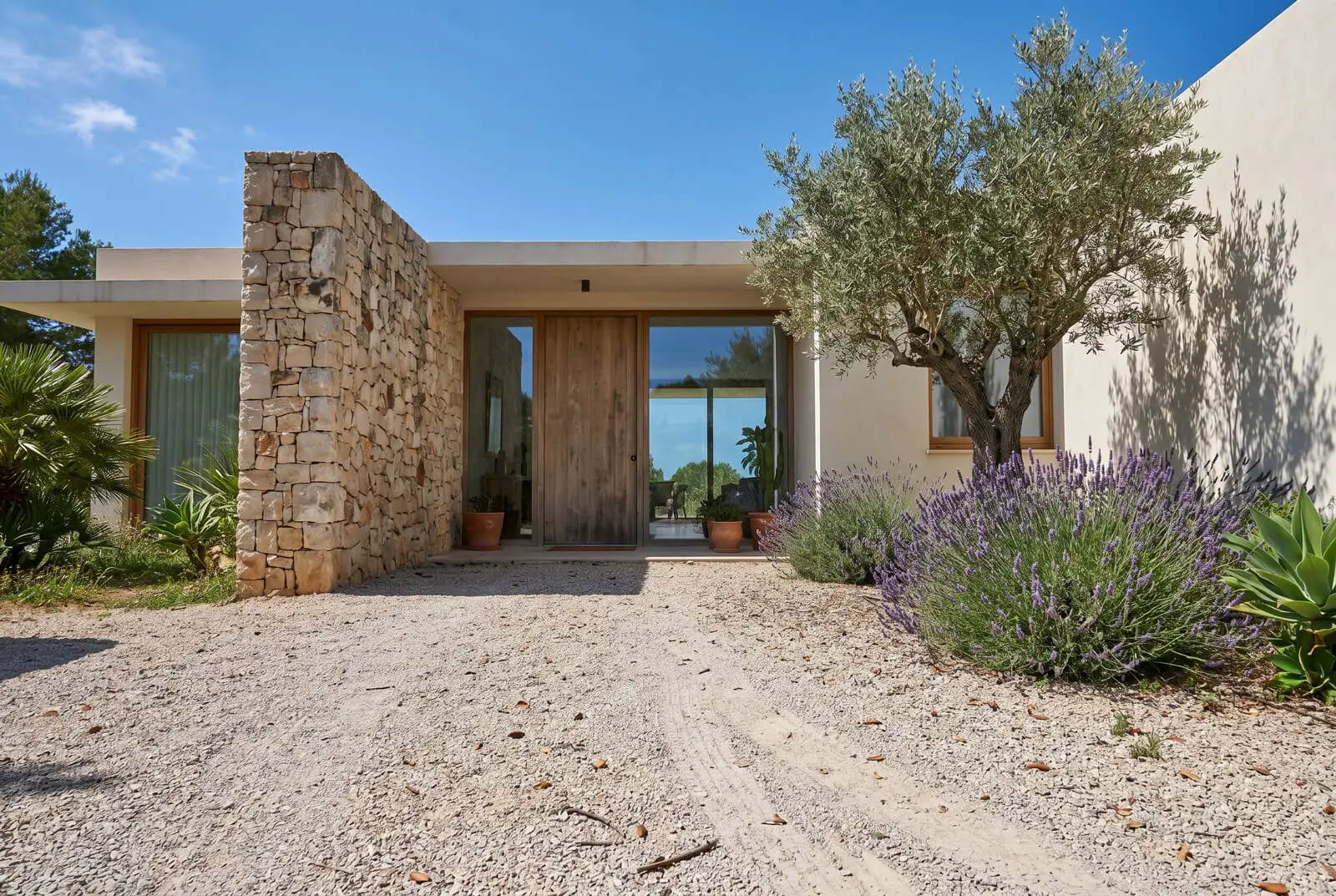 La villa desde la entrada