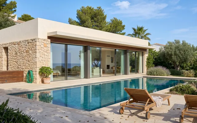 Beispiel-Website: Villa Migjorn